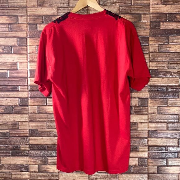 Vintage Womens Large Jerzees Hand Embroidered Red & Black T Shirt - Picture 2 of 7